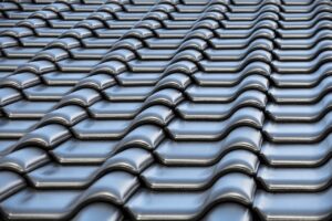 Choosing the Perfect Roof Metal vs. Traditional Materials